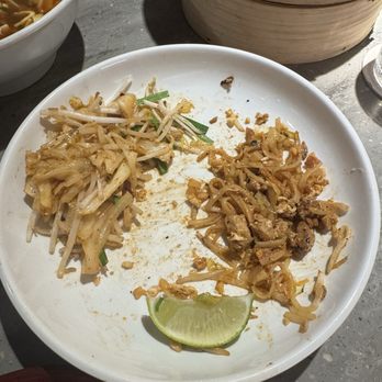 Star Noodle - Mostly cabbage and raw bean sprouts. Very little noodles. I did eat the two small shrimp. - Asian Fusion Near Me - Lahaina, Hawaii Star Noodle - Mostly cabbage and raw bean sprouts. Very little noodles. I did eat the two small shrimp. - Asian Fusion Near Me - Lahaina, Hawaii