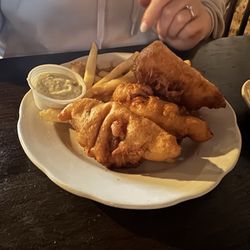 Quivey's Grove - Beer-battered cod