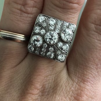 Dupuis Fine Jewellery Auctioneers - Auction Houses Near Me - Toronto, Ontario Dupuis Fine Jewellery Auctioneers - Auction Houses Near Me - Toronto, Ontario