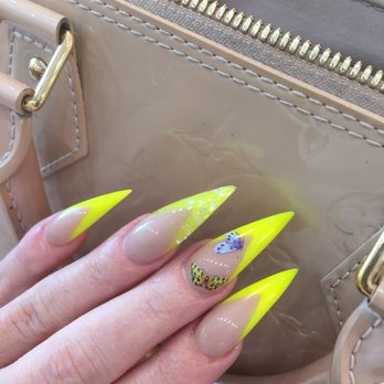 Blush Me Nail Bar - Nail Salons Near Me - Scottsdale, Arizona