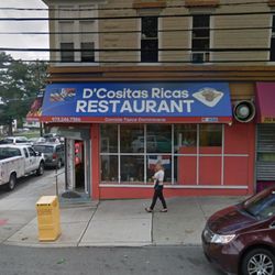 D'Cositas Ricas - Front of establishment