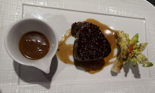 L'Atelier de Joël Robuchon Étoile - Champs-Élysées by null