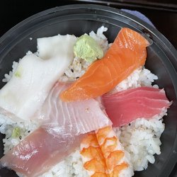 Rockstar Sushi Hibachi - This was a Chirashi for $28. Very disappointed. Last time I go there.