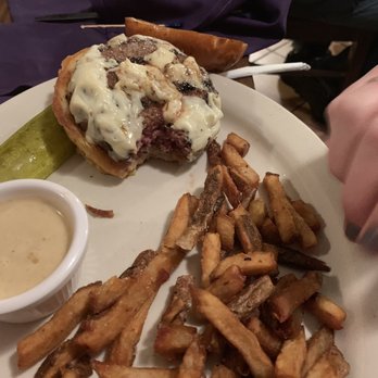 Grub Hut - Kids burger, medium on the half shell - Tex-Mex Near Me - Manville, New Jersey Grub Hut - Kids burger, medium on the half shell - Tex-Mex Near Me - Manville, New Jersey