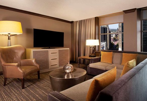 Hilton Fort Worth by null