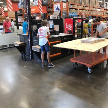 The Home Depot - Remodeled checkout stands make it easier to scan your items. - Hardware Stores Near Me - Kahului, Hawaii The Home Depot - Remodeled checkout stands make it easier to scan your items. - Hardware Stores Near Me - Kahului, Hawaii