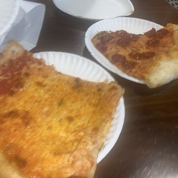 Pizza Jeans - Pizza Near Me - Atlanta, Georgia