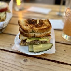 Everson Royce Bar - Patty Melt w/ Avocado