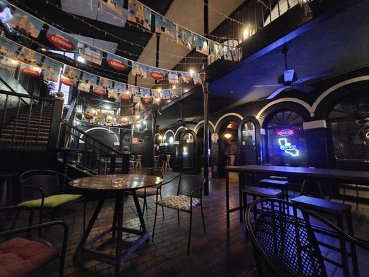 Casey's Irish Pub by null