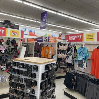 Big Lots - Reorganized the store - Department Stores Near Me - Webster, Texas