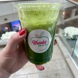Green Juice with apple and kale