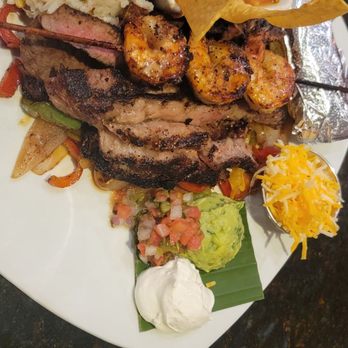 Silver Star Grille - Shrimp and steak fajitas - Steakhouses Near Me - Shreveport, Louisiana Silver Star Grille - Shrimp and steak fajitas - Steakhouses Near Me - Shreveport, Louisiana