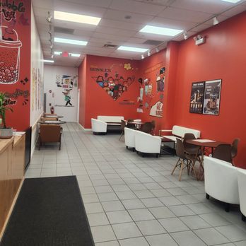 Pearl and Brew - Seating - Gelato Near Me - Palatine, Illinois Pearl and Brew - Seating - Gelato Near Me - Palatine, Illinois