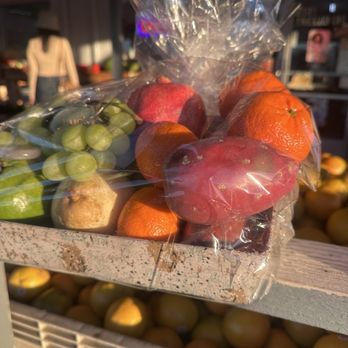 Dixon Fruit Market - Fruits & Veggies Near Me - Dixon, California Dixon Fruit Market - Fruits & Veggies Near Me - Dixon, California