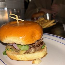 Duke's Grocery - Proper Burger