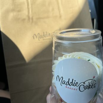 MADDIE CAKES - Updated February 2026 - 211 Photos & 64 Reviews - 5397