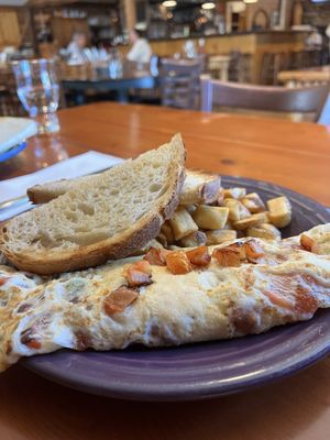 Nora's Fish Creek Inn by null