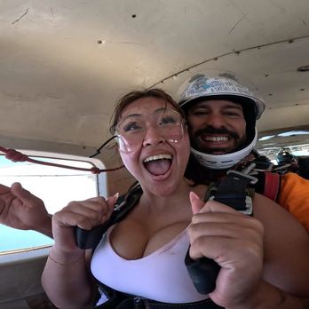 Skydive Hawaii - Skydiving Near Me - Waialua, Hawaii Skydive Hawaii - Skydiving Near Me - Waialua, Hawaii
