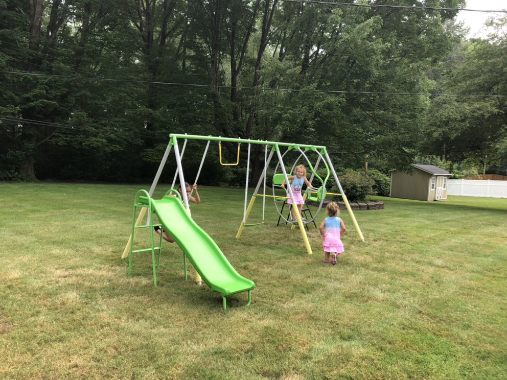 Slide of Working Hands Handyman Services