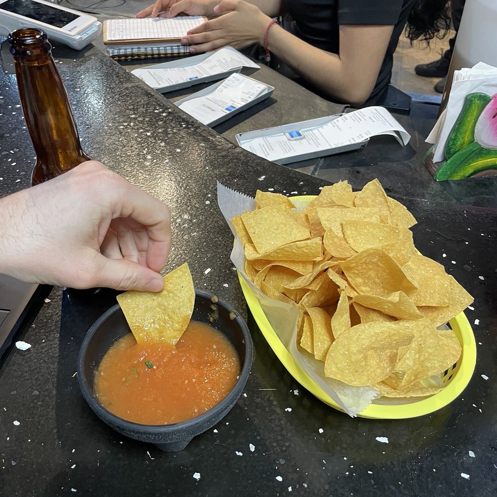 Veronica's Mexican Restaurant - Chips and salsa--spicy! - Mexican Near Me - Louisville, Kentucky Veronica's Mexican Restaurant - Chips and salsa--spicy! - Mexican Near Me - Louisville, Kentucky