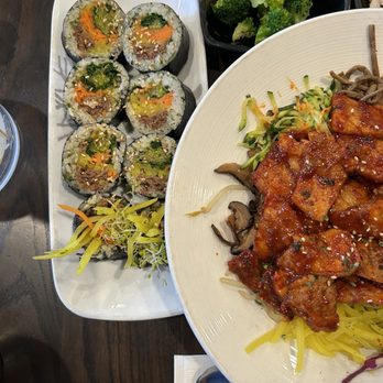 Bowl'd Korean Rice Bar - Kimbop - Korean Near Me - Albany, California