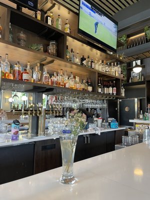 Union Bar & Soda Fountain by null