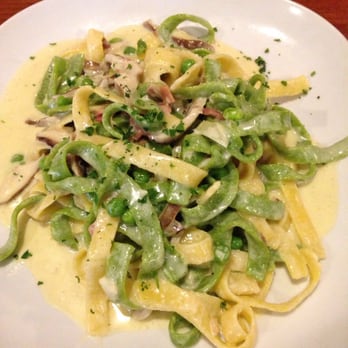 La Tavola - Fettuccine with mushroom, peas and bacon cream sauce - Italian Near Me - Baltimore, Maryland