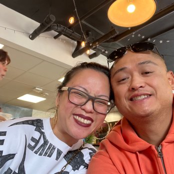 Café Etoile - The wifey and her roommate - French Near Me - Berkeley, California