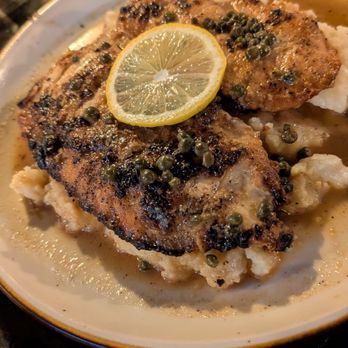 Bedford Falls - Charleston - Chicken piccata - New American Near Me - Charleston, South Carolina