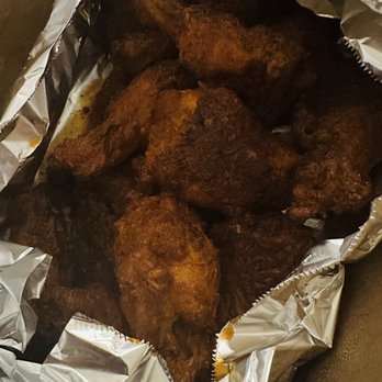 Pizza Twist - Super spicy Bone-in Wings - Pizza Near Me - Bakersfield, California Pizza Twist - Super spicy Bone-in Wings - Pizza Near Me - Bakersfield, California