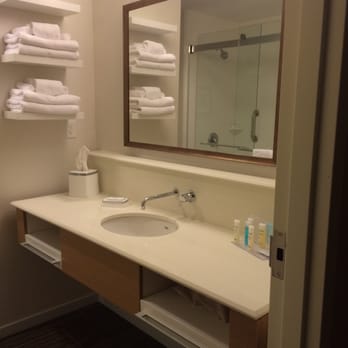 Hampton Inn Springfield-South - I want this bathroom! It's very IKEA. - Hotels Near Me - Springfield, Missouri Hampton Inn Springfield-South - I want this bathroom! It's very IKEA. - Hotels Near Me - Springfield, Missouri