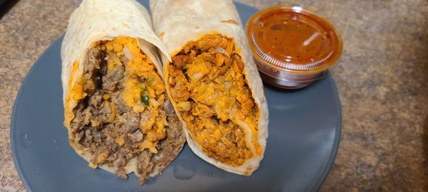Leo's Tacos Truck by null
