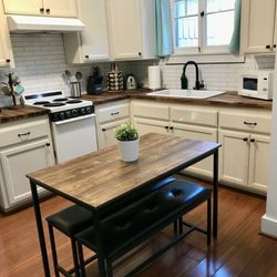 Golden HQ Cleaning Solutions