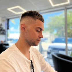 Jonathan Cole Salon - New barbershop