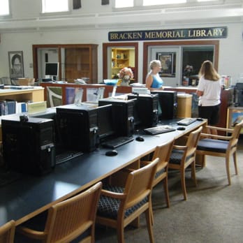Bracken Memorial Library - Scruffy tourist talking to librarian - Libraries Near Me - Woodstock, Connecticut