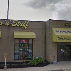 Waterbeds 'n' Stuff - Waterbeds 'n' Stuff's Gahanna storefront.