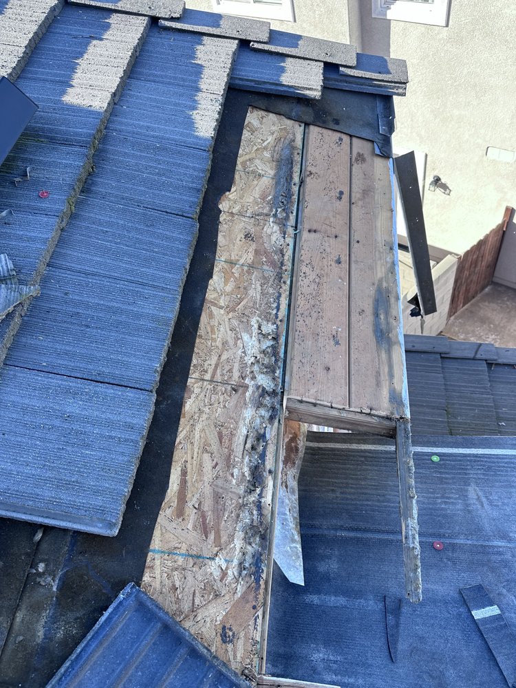 Slide of Jacinto’s Roofing