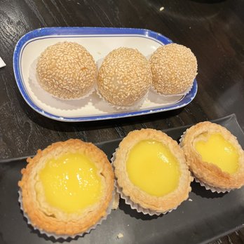 Han Palace - D2. Portuguese Custard Tarts and D4. Fried Sesame Ball - Dim Sum Near Me - McLean, Virginia Han Palace - D2. Portuguese Custard Tarts and D4. Fried Sesame Ball - Dim Sum Near Me - McLean, Virginia