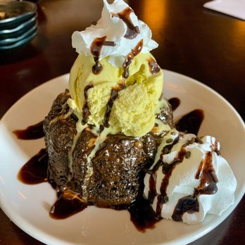 Arario - Lava cake with green tea ice cream - Korean Near Me - Reno, Nevada