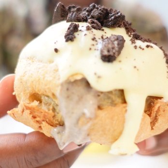 Beard Papa’s - Oreo cream puff - Desserts Near Me - San Diego, California