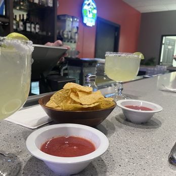 Salmoncito - Chips and salsa and normal margaritas. - New Mexican Cuisine Near Me - Pacific, Missouri