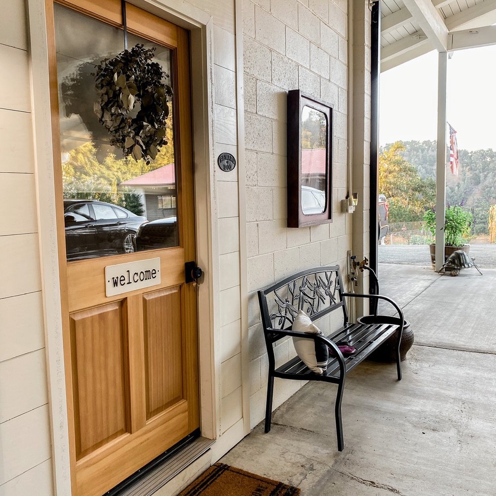 Stay Unhitched - Vacation Rentals Near Me - Paso Robles, California Stay Unhitched - Vacation Rentals Near Me - Paso Robles, California