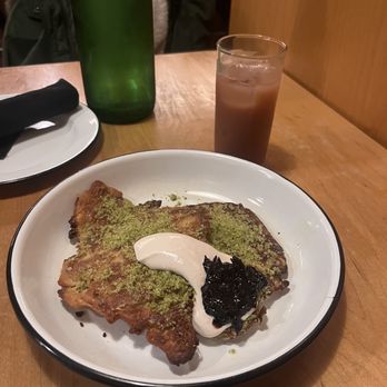 Apteka - Apple pancakes - Vegan Near Me - Pittsburgh, Pennsylvania