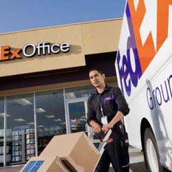 FedEx Ship Center - FedEx Facility