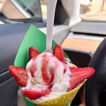 Matcha Ren - No. 3 - Strawberry Whipped Ice Cream Mochi Crepe ($10.90) - Ice Cream & Frozen Yogurt Near Me - Costa Mesa, California