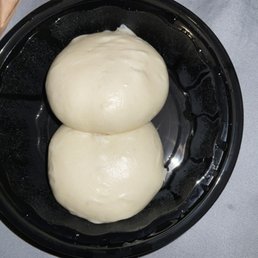 Flowing Egg Sugar Bun