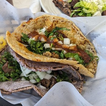 Xocome Antojeria - Taco de asada y un taco de Carnitas. Y tambien una picadia de asada - Mexican Near Me - Chicago, Illinois Xocome Antojeria - Taco de asada y un taco de Carnitas. Y tambien una picadia de asada - Mexican Near Me - Chicago, Illinois