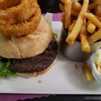 The Suburban Diner - Texas burger - Diners Near Me - Paramus, New Jersey The Suburban Diner - Texas burger - Diners Near Me - Paramus, New Jersey