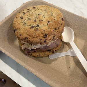 BETTY RAE’S ICE CREAM - 439 Photos & 449 Reviews - 7140 Wornall Rd ...
