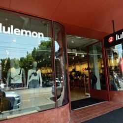 Lululemon Athletica - New location shop front look!